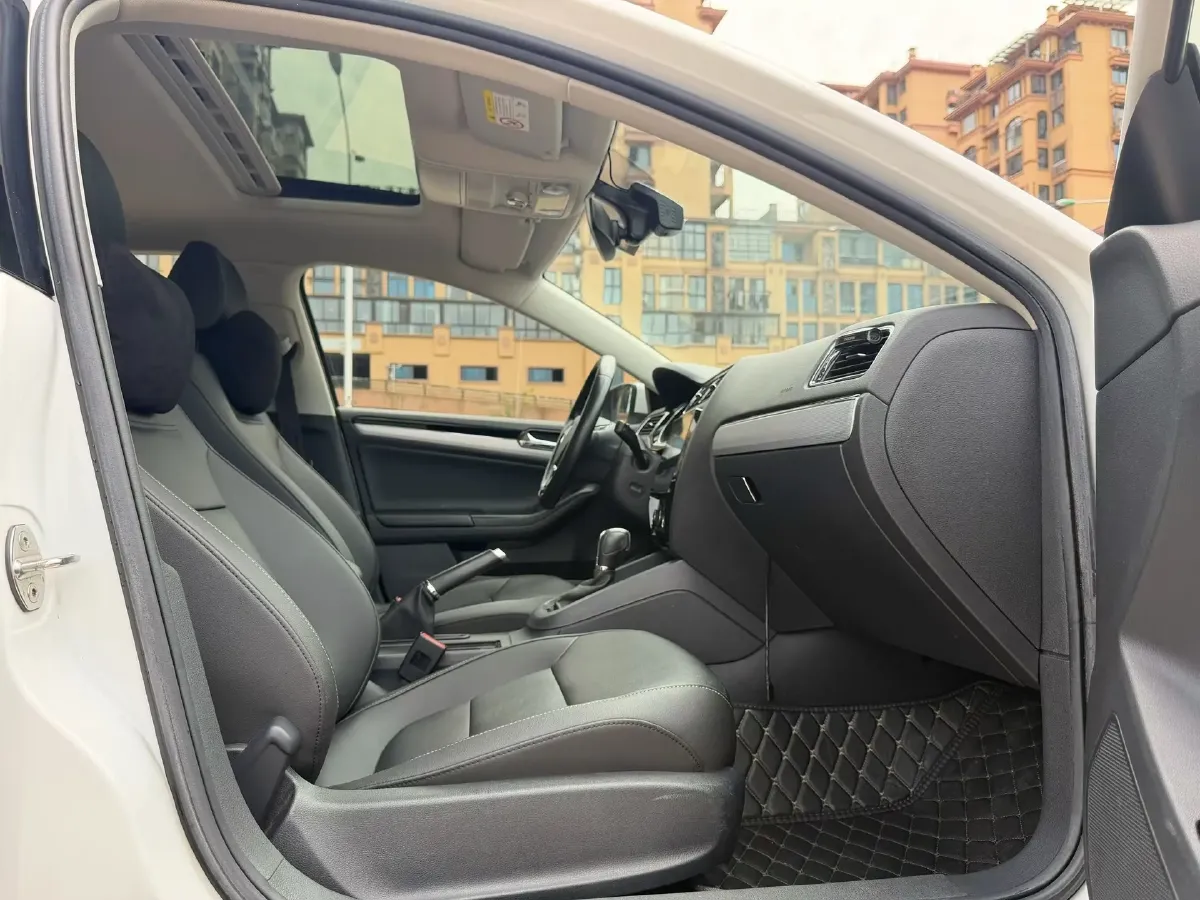 2018 Volkswagen Bora 1.5L 110HP L4 6AT,autocango,china used car exporter,china ev exporter,chinese used car exporter,chinese used ev exporter