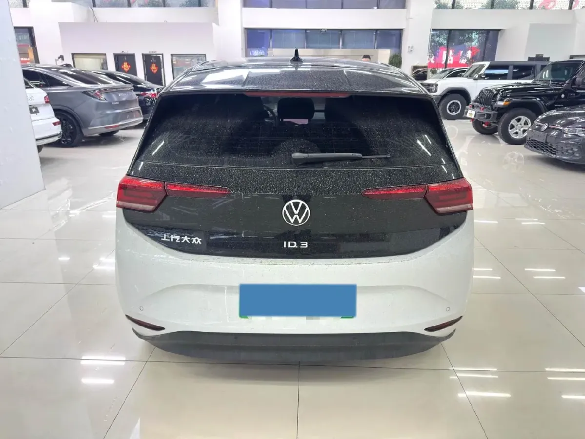 2025 Volkswagen ID.3 BEV 52.8KWH,autocango,china used car exporter,china ev exporter,chinese used car exporter,chinese used ev exporter