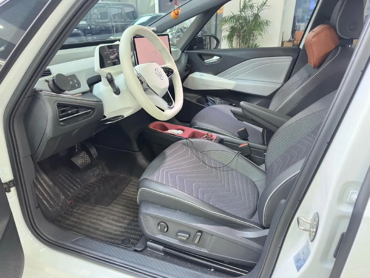 2025 Volkswagen ID.3 BEV 52.8KWH,autocango,china used car exporter,china ev exporter,chinese used car exporter,chinese used ev exporter