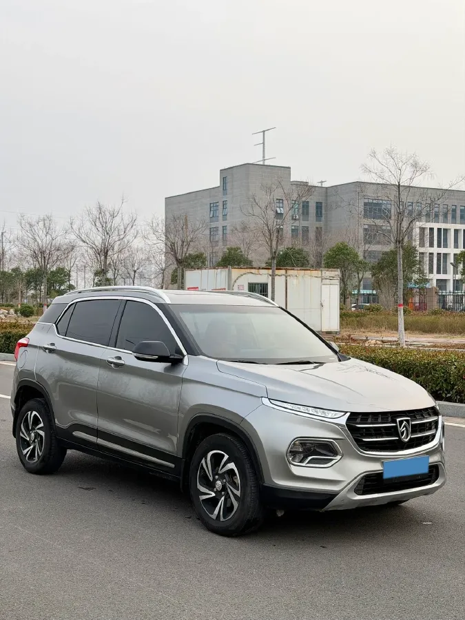 2017 HaiMa S5 Young Edition 1.6L 122HP L4 5MT,autocango,china used car exporter,china ev exporter,chinese used car exporter,chinese used ev exporter