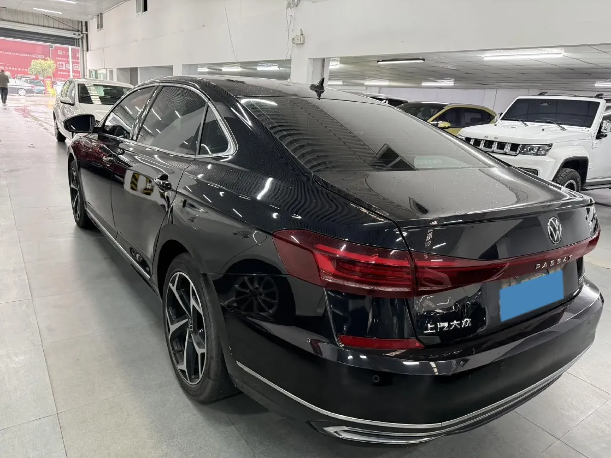 2023 Volkswagen Passat 2.0T 186HP L4 7DCT,autocango,china used car exporter,china ev exporter,chinese used car exporter,chinese used ev exporter