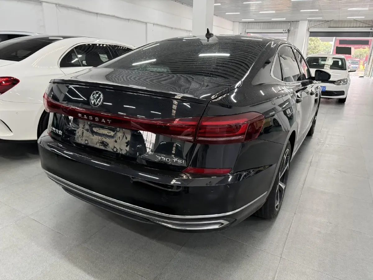 2023 Volkswagen Passat 2.0T 186HP L4 7DCT,autocango,china used car exporter,china ev exporter,chinese used car exporter,chinese used ev exporter