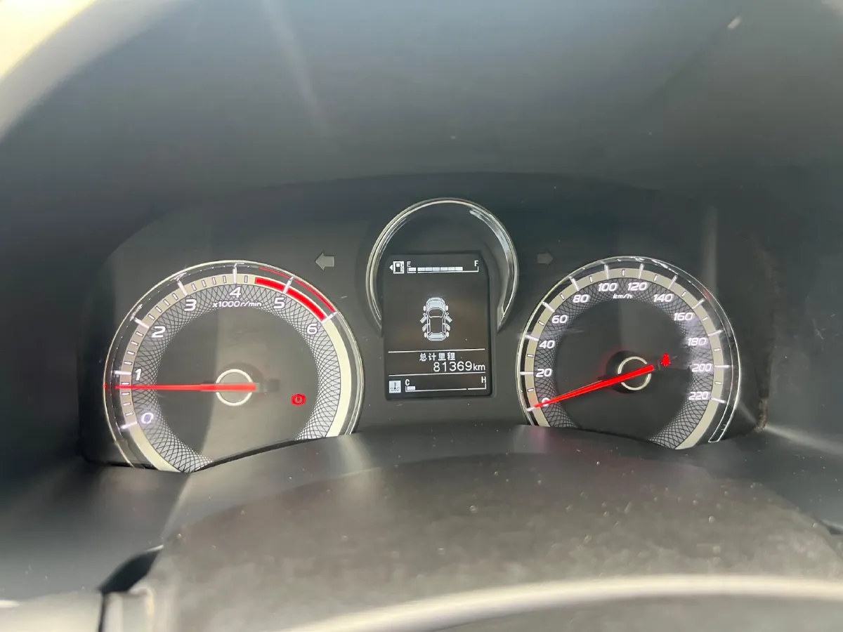 2022 Isuzu RE-MAX Jim 2.8T 120HP L4 5MT,autocango,china used car exporter,china ev exporter,chinese used car exporter,chinese used ev exporter