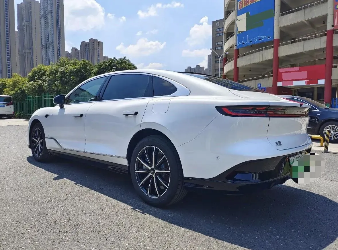 2024 Voyah ZhuiGuang 1.5T 136HP L4 PHEV 43KWH,autocango,china used car exporter,china ev exporter,chinese used car exporter,chinese used ev exporter
