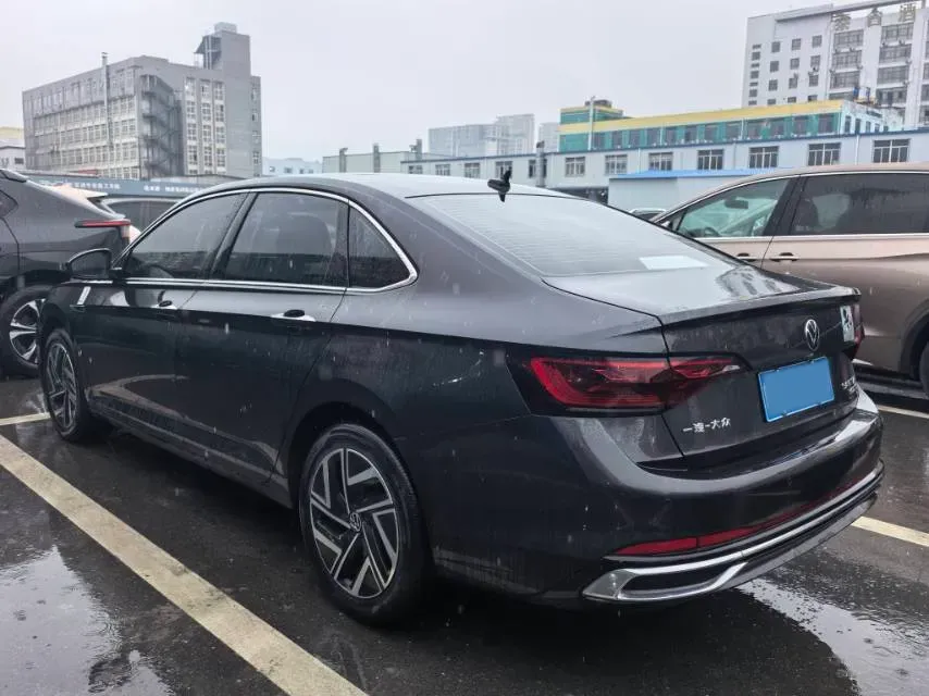 2023 Volkswagen Sagitar 1.5T 160HP L4 7DCT,autocango,china used car exporter,china ev exporter,chinese used car exporter,chinese used ev exporter