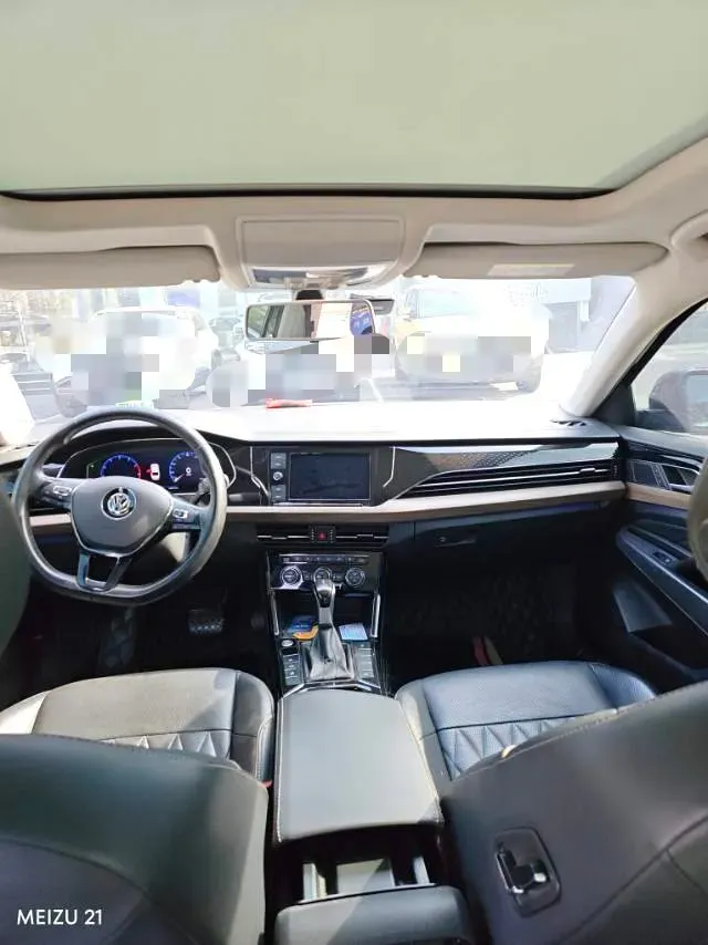 2019 Volvo V40 1.5T 152HP L4 6AT,autocango,china used car exporter,china ev exporter,chinese used car exporter,chinese used ev exporter