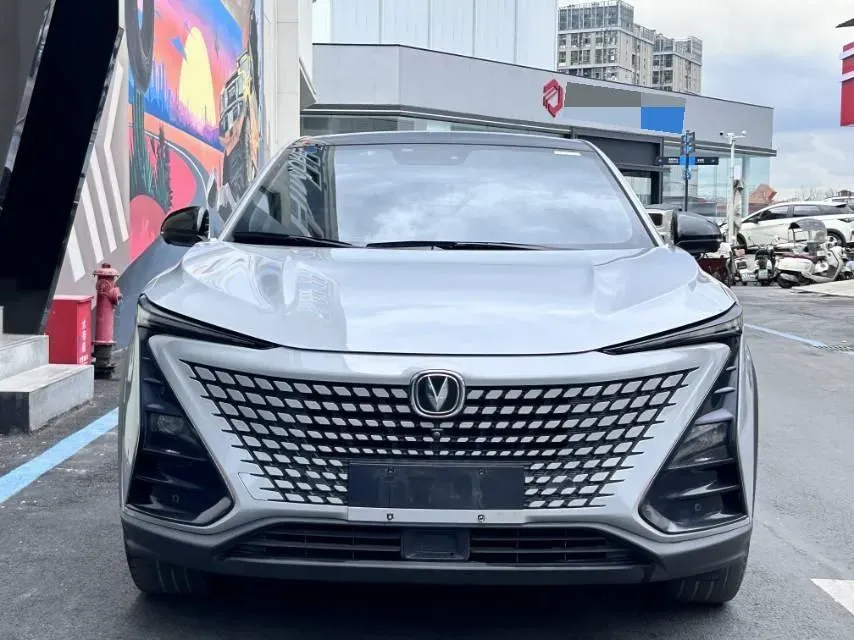 2020 ChangAn UNI-T 1.5T 180HP L4 7DCT,autocango,china used car exporter,china ev exporter,chinese used car exporter,chinese used ev exporter