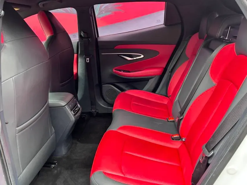 2020 ChangAn UNI-T 1.5T 180HP L4 7DCT,autocango,china used car exporter,china ev exporter,chinese used car exporter,chinese used ev exporter