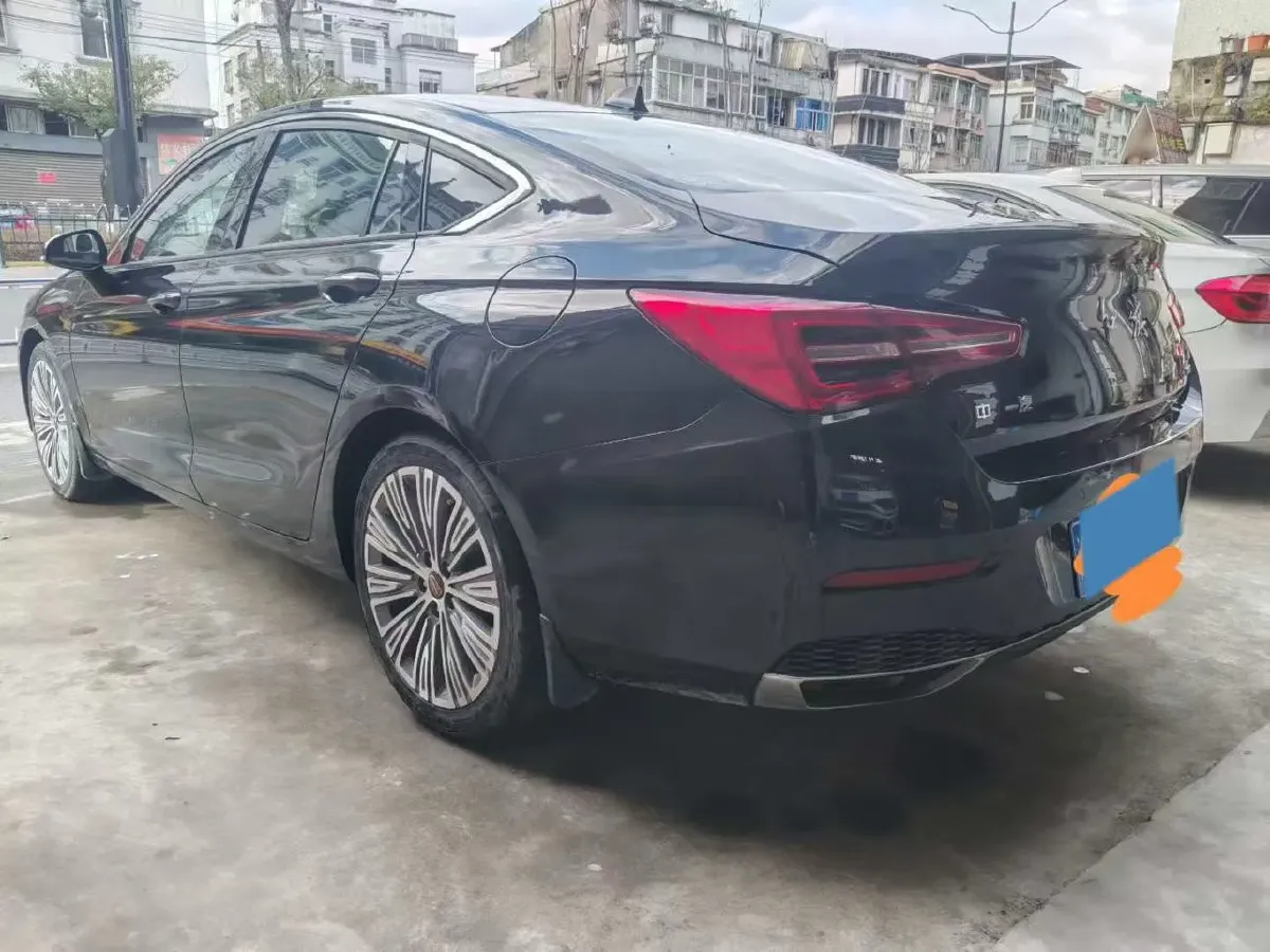 2022 HongQi H5 1.5T 169HP L4 7DCT,autocango,china used car exporter,china ev exporter,chinese used car exporter,chinese used ev exporter