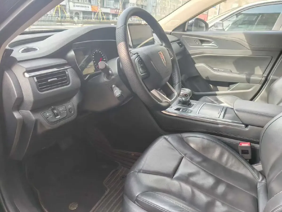 2022 HongQi H5 1.5T 169HP L4 7DCT,autocango,china used car exporter,china ev exporter,chinese used car exporter,chinese used ev exporter