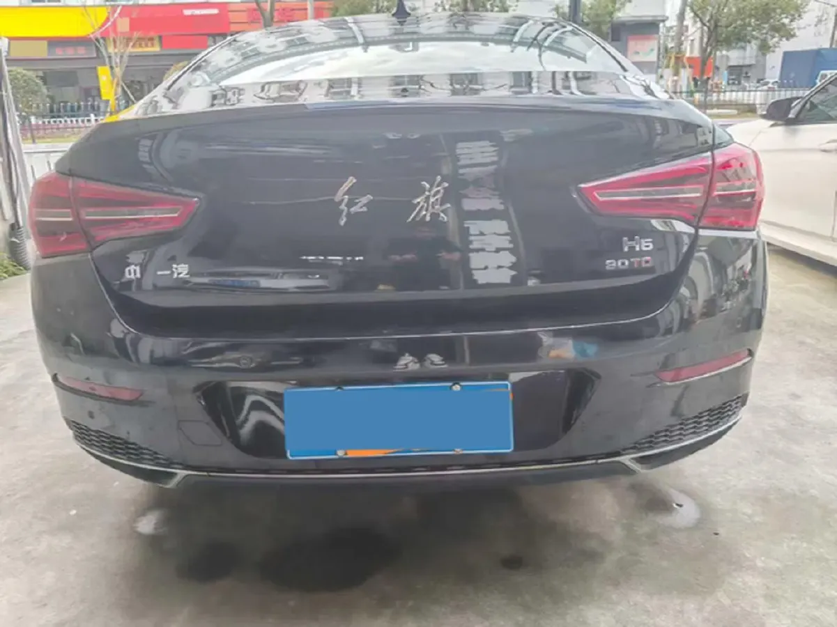2022 HongQi H5 1.5T 169HP L4 7DCT,autocango,china used car exporter,china ev exporter,chinese used car exporter,chinese used ev exporter