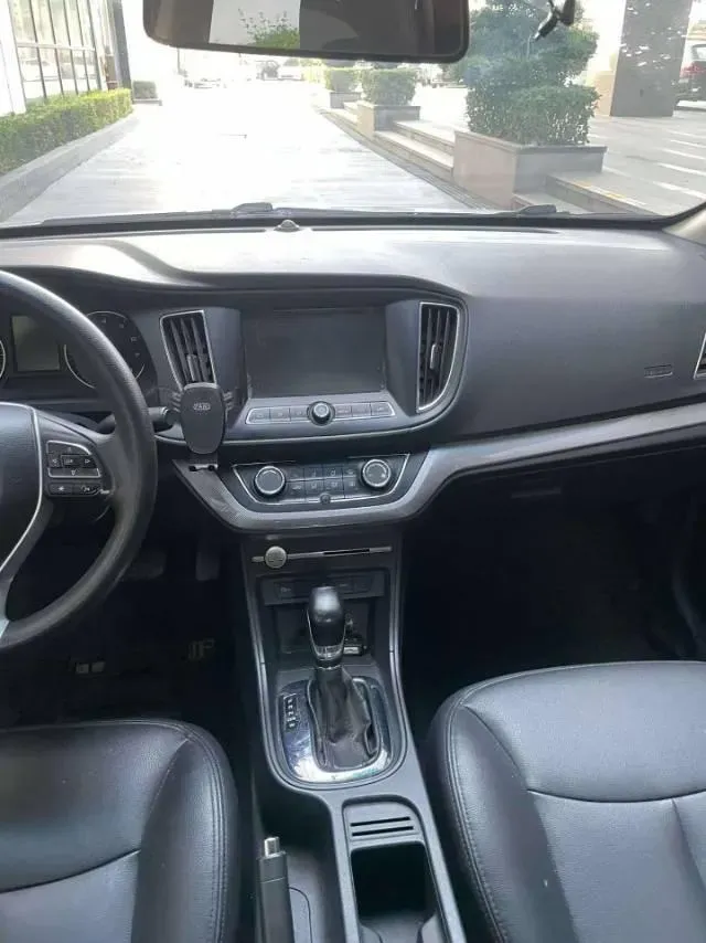 2018 Roewe 360 1.5L 116HP L4 4AT,autocango,china used car exporter,china ev exporter,chinese used car exporter,chinese used ev exporter