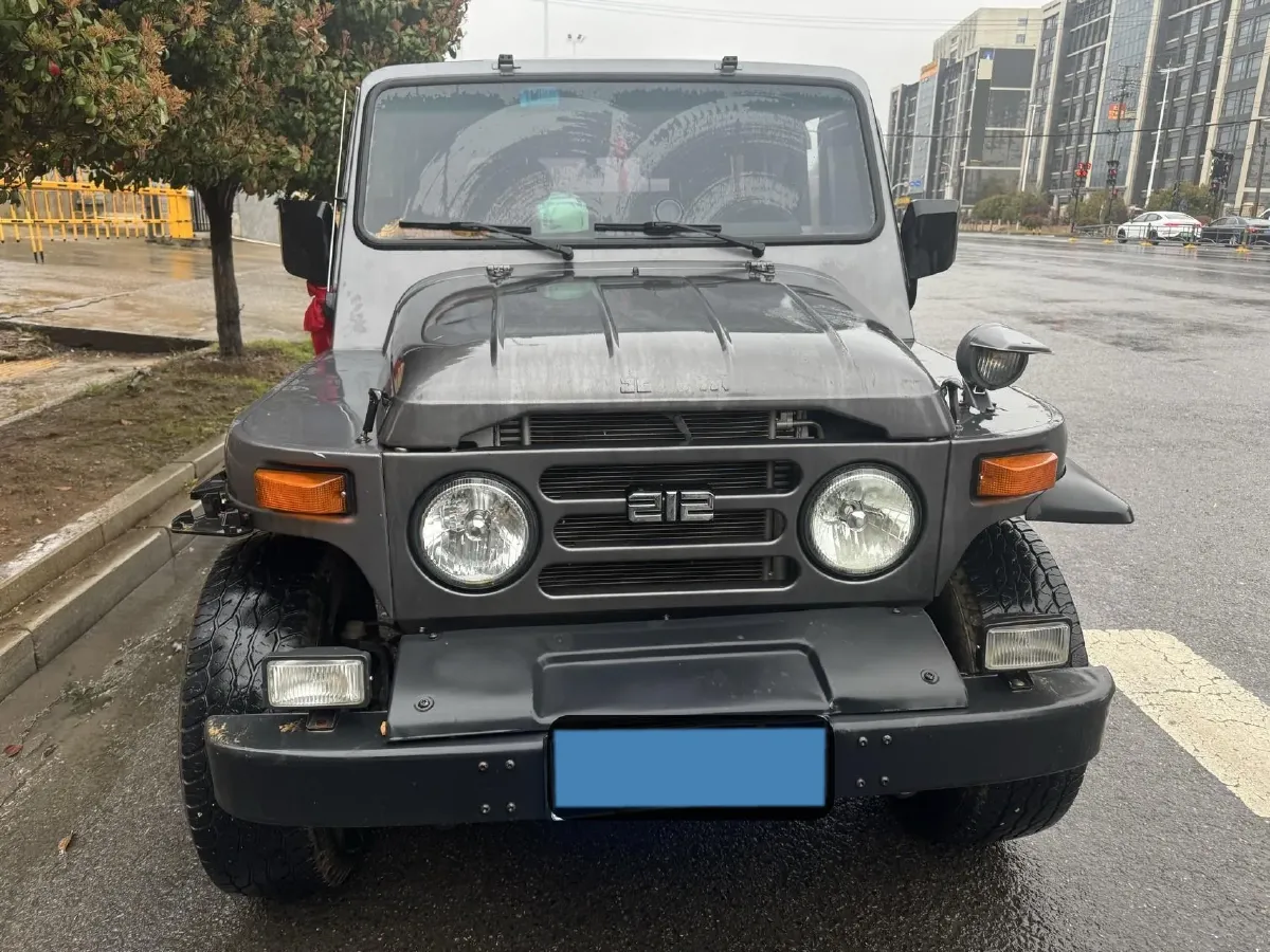 2023 BAW 212 2.4T 211HP L4 6MT,autocango,china used car exporter,china ev exporter,chinese used car exporter,chinese used ev exporter