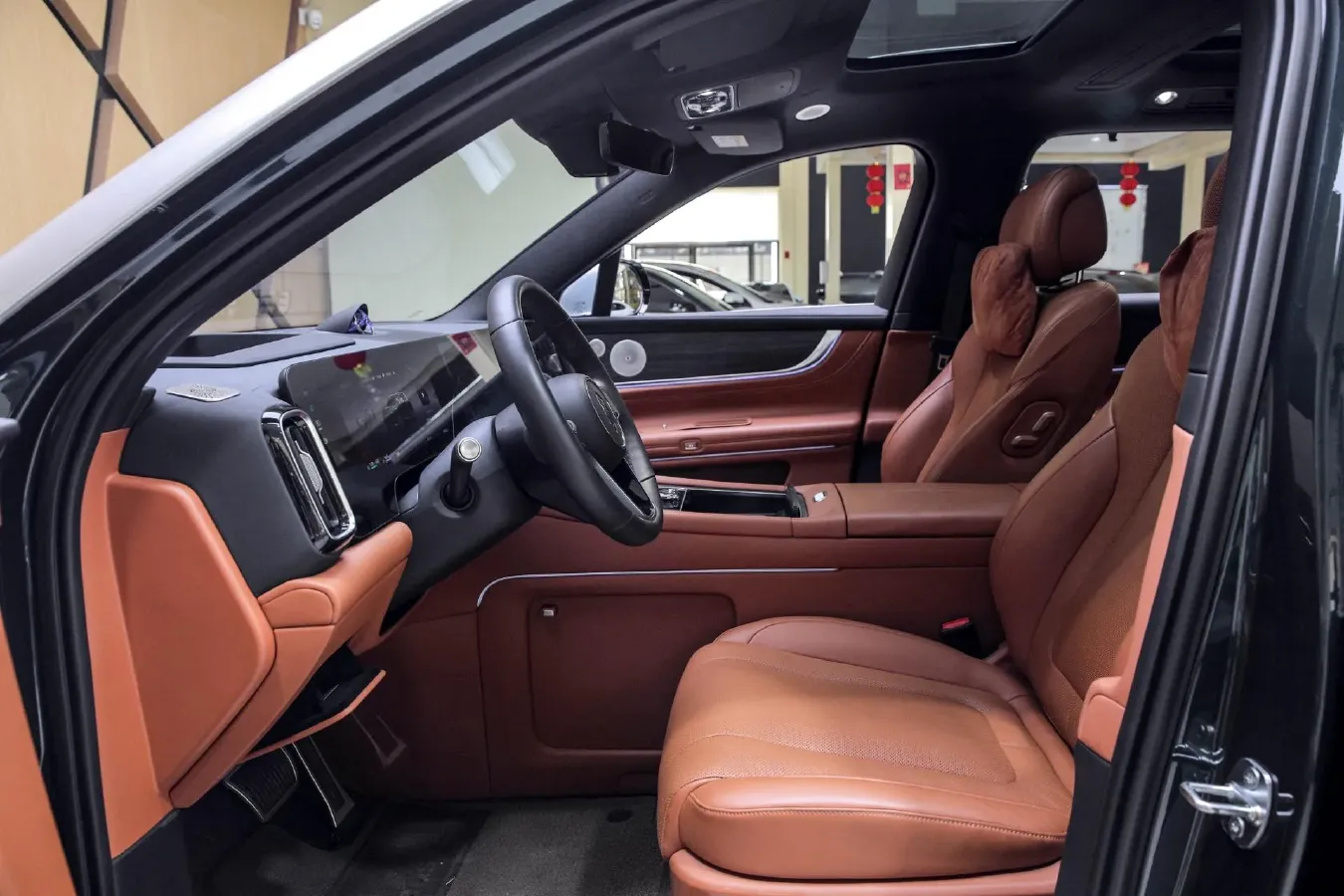 2024 AITO AITO M9 1.5T 152HP L4 REEV 42KWH,autocango,china used car exporter,china ev exporter,chinese used car exporter,chinese used ev exporter