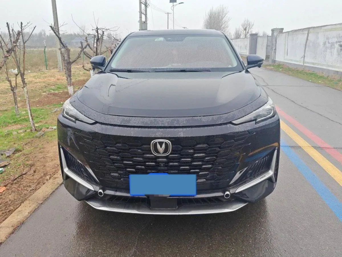 2021 ChangAn UNI-K 2.0T 233HP L4 8AT,autocango,china used car exporter,china ev exporter,chinese used car exporter,chinese used ev exporter