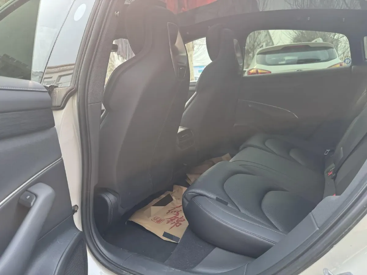 2024 MI SU7 BEV 94.3KWH,autocango,china used car exporter,china ev exporter,chinese used car exporter,chinese used ev exporter