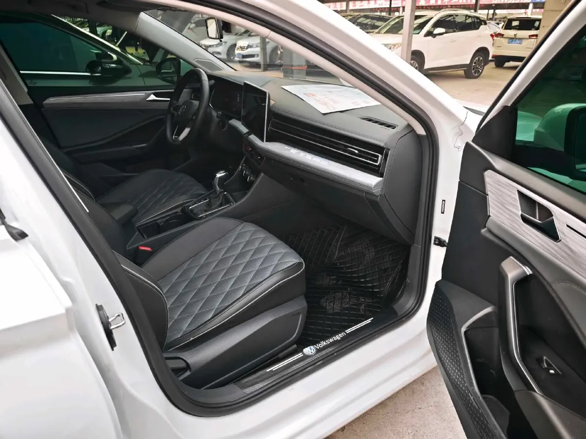 2023 Volkswagen Sagitar 1.5T 160HP L4 7DCT,autocango,china used car exporter,china ev exporter,chinese used car exporter,chinese used ev exporter