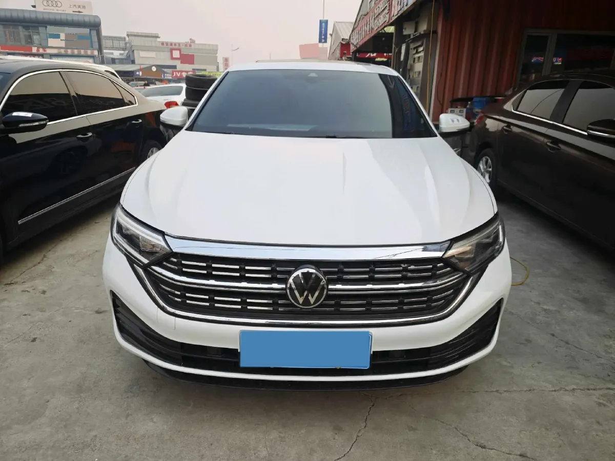 2023 Volkswagen Sagitar 1.5T 160HP L4 7DCT,autocango,china used car exporter,china ev exporter,chinese used car exporter,chinese used ev exporter