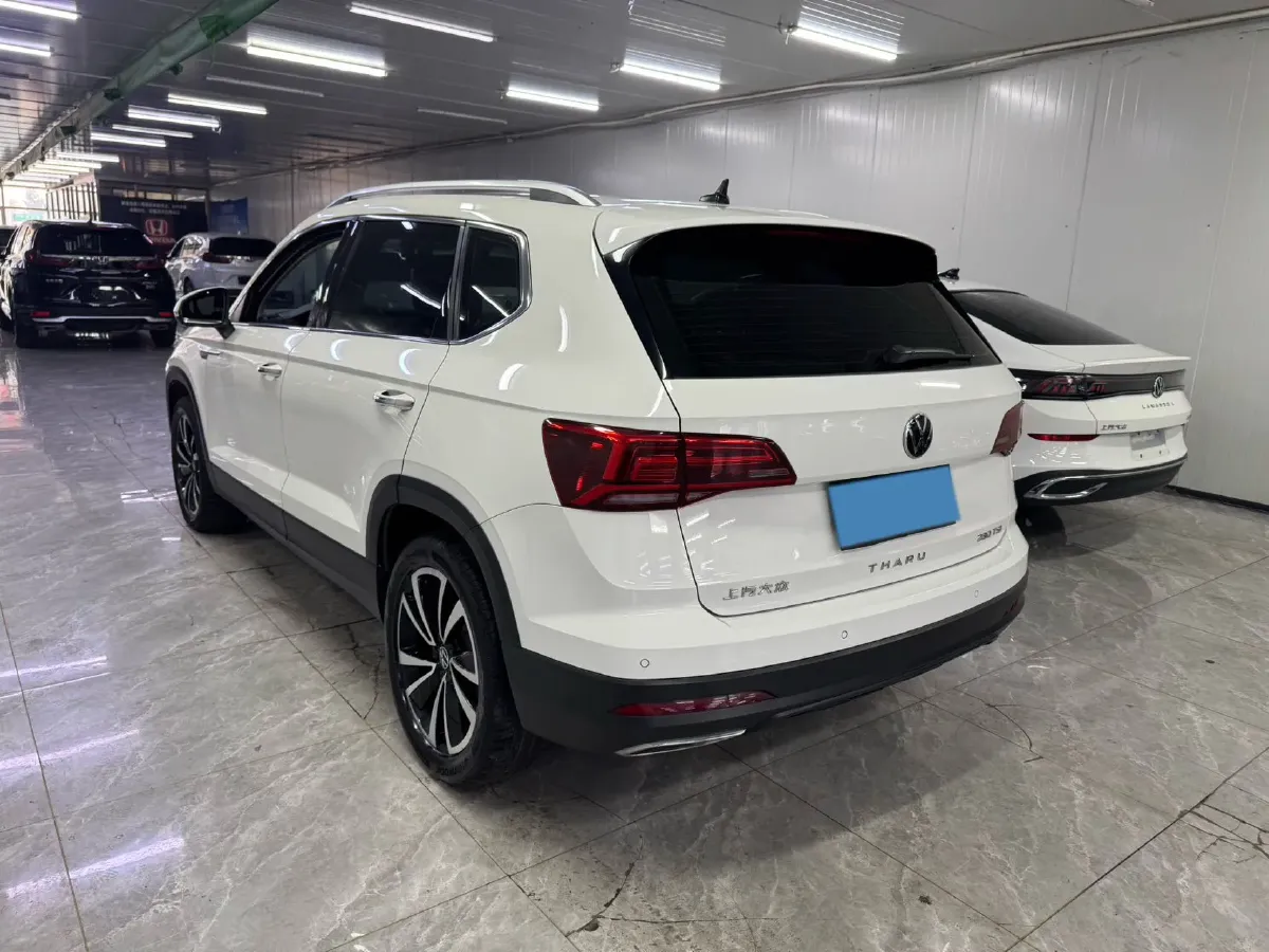 2022 Volkswagen T-Roc 1.4T 150HP L4 7DCT,autocango,china used car exporter,china ev exporter,chinese used car exporter,chinese used ev exporter