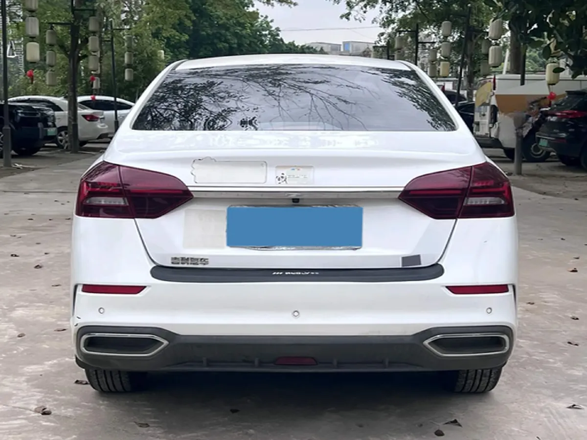 2021 BaoJun 530 1.5T 147HP L4 CVT,autocango,china used car exporter,china ev exporter,chinese used car exporter,chinese used ev exporter