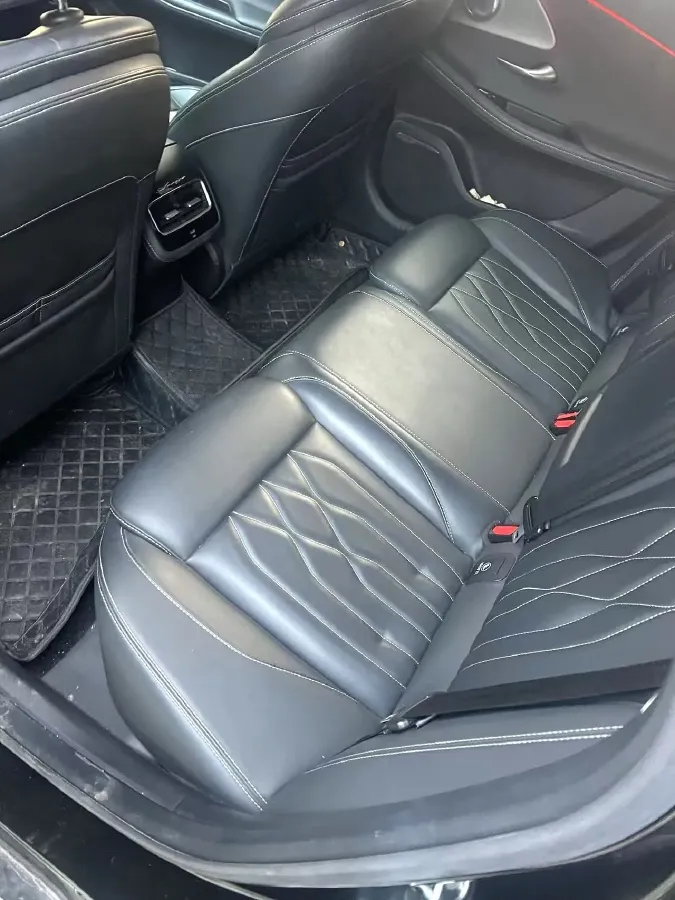 2022 Chery Arrizo 8 1.6T 197HP L4 7DCT,autocango,china used car exporter,china ev exporter,chinese used car exporter,chinese used ev exporter