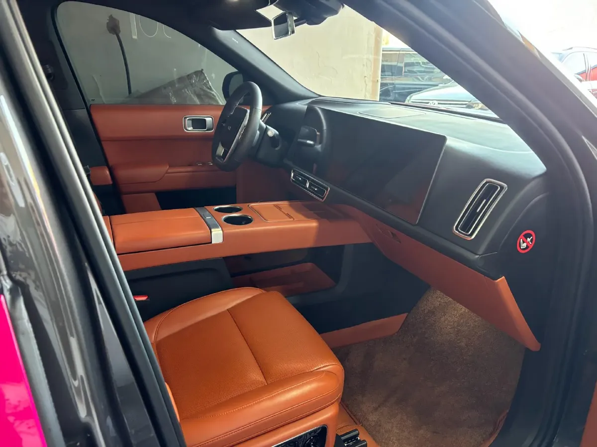 2023 Li L9 Range Extended 154HP REEV 42.6KWH,autocango,china used car exporter,china ev exporter,chinese used car exporter,chinese used ev exporter