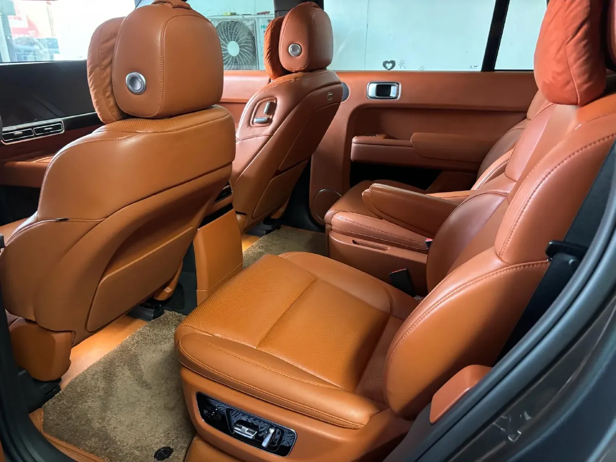 2023 Li L9 Range Extended 154HP REEV 42.6KWH,autocango,china used car exporter,china ev exporter,chinese used car exporter,chinese used ev exporter