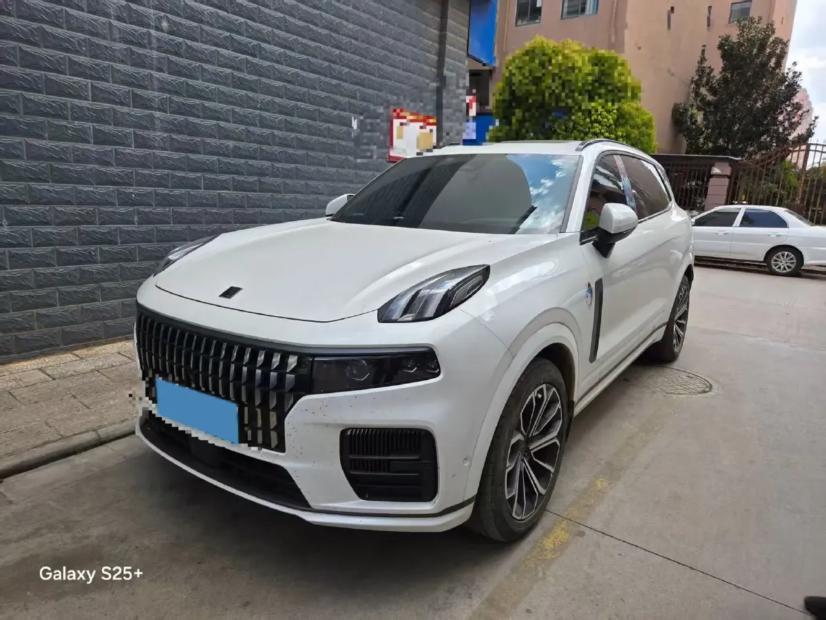 2023 LYNK&CO 09 EM-P 2.0T 254HP L4 3DHT PHEV 40.1KWH,autocango,china used car exporter,china ev exporter,chinese used car exporter,chinese used ev exporter