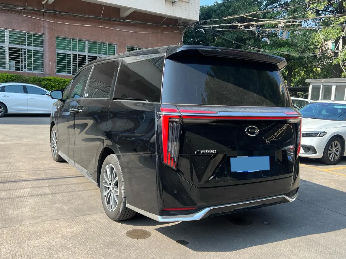 2024 GAC Trumpchi M8 2.0T 252HP L4 8AT,autocango,china used car exporter,china ev exporter,chinese used car exporter,chinese used ev exporter