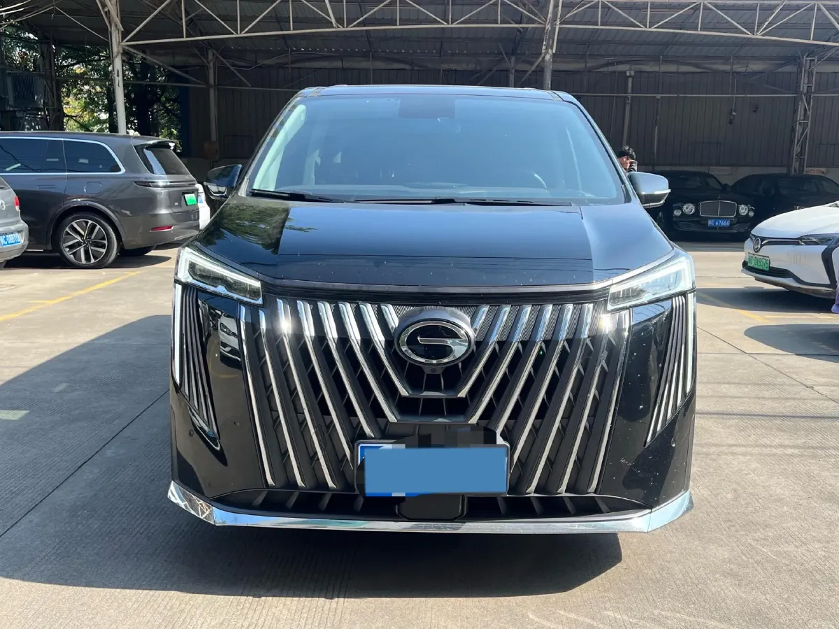 2024 GAC Trumpchi M8 2.0T 252HP L4 8AT,autocango,china used car exporter,china ev exporter,chinese used car exporter,chinese used ev exporter