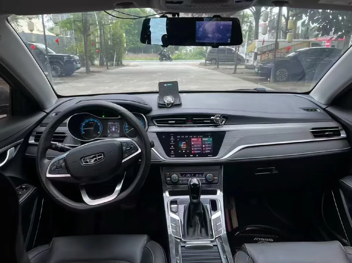 2021 Geely Emgrand 1.5L 109HP L4 CVT,autocango,china used car exporter,china ev exporter,chinese used car exporter,chinese used ev exporter