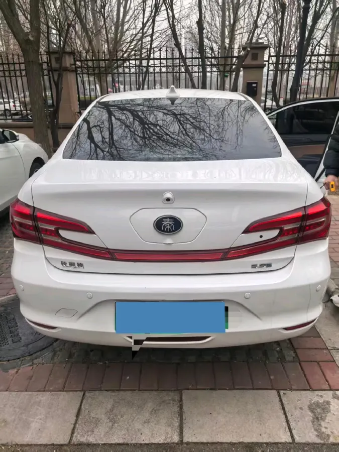 2017 BYD Qin 1.5T 154HP L4 6DCT PHEV 15.2KWH,autocango,china used car exporter,china ev exporter,chinese used car exporter,chinese used ev exporter