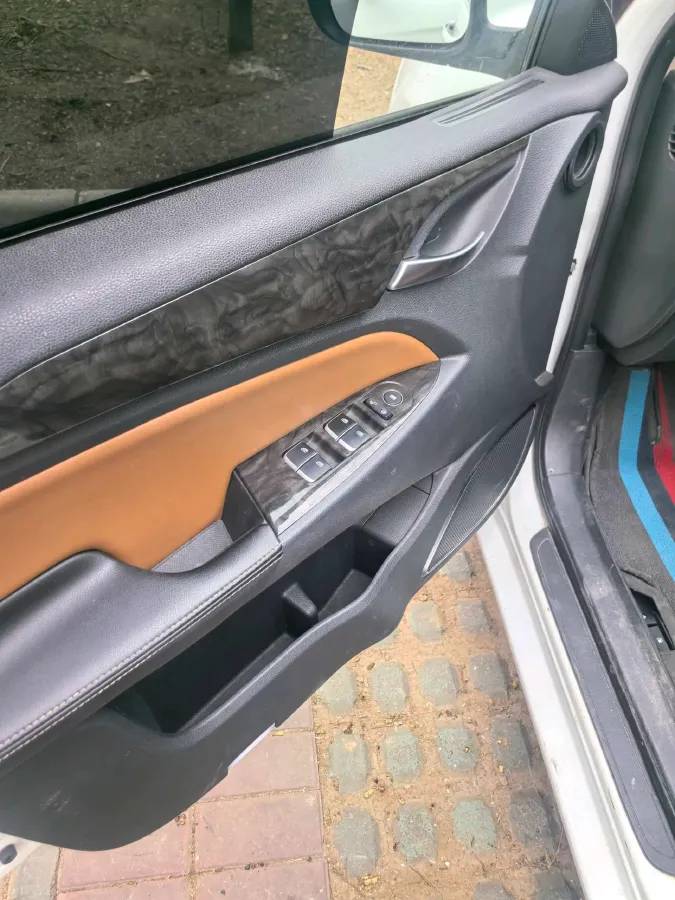 2017 BYD Qin 1.5T 154HP L4 6DCT PHEV 15.2KWH,autocango,china used car exporter,china ev exporter,chinese used car exporter,chinese used ev exporter