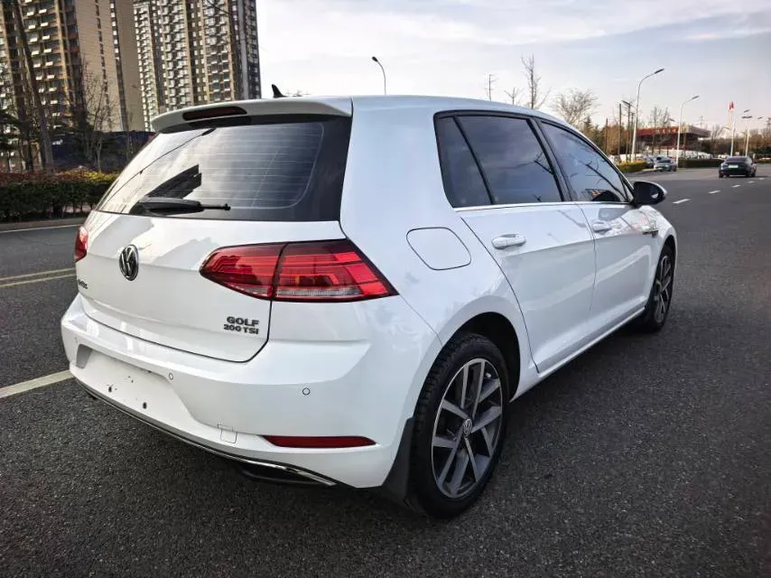 2020 Volkswagen Golf 1.2T 116HP L4 7DCT,autocango,china used car exporter,china ev exporter,chinese used car exporter,chinese used ev exporter
