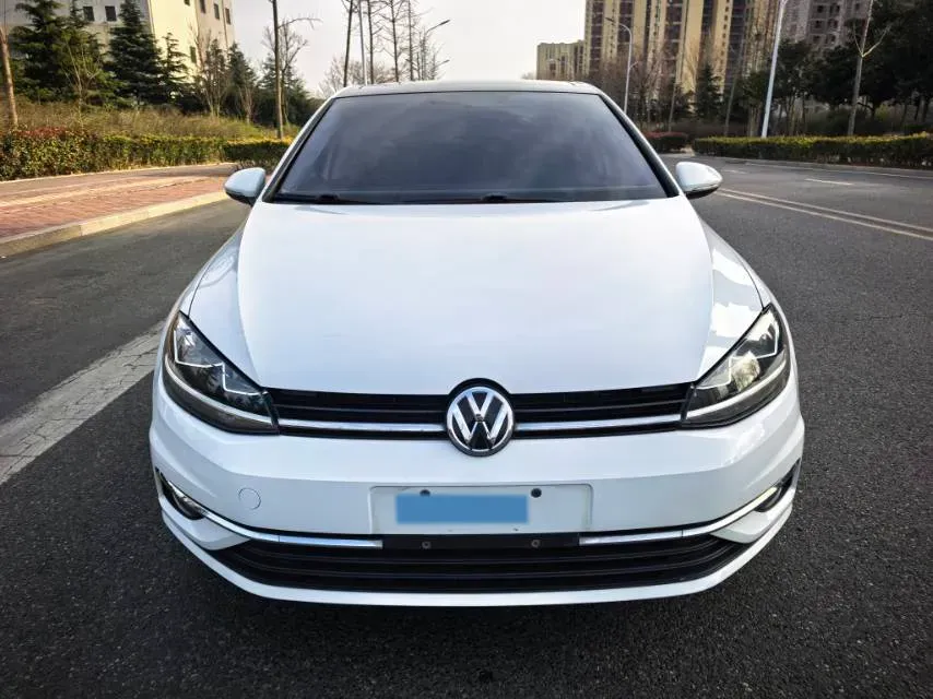 2020 Volkswagen Golf 1.2T 116HP L4 7DCT,autocango,china used car exporter,china ev exporter,chinese used car exporter,chinese used ev exporter