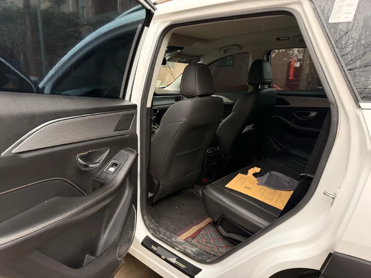 2021 Jetour X90 1.6T 197HP L4 7DCT,autocango,china used car exporter,china ev exporter,chinese used car exporter,chinese used ev exporter