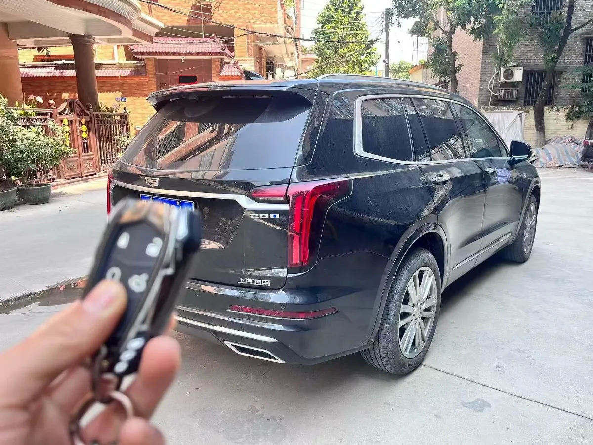 2022 Cadillac XT6 2.0T 237HP L4 9AT,autocango,china used car exporter,china ev exporter,chinese used car exporter,chinese used ev exporter
