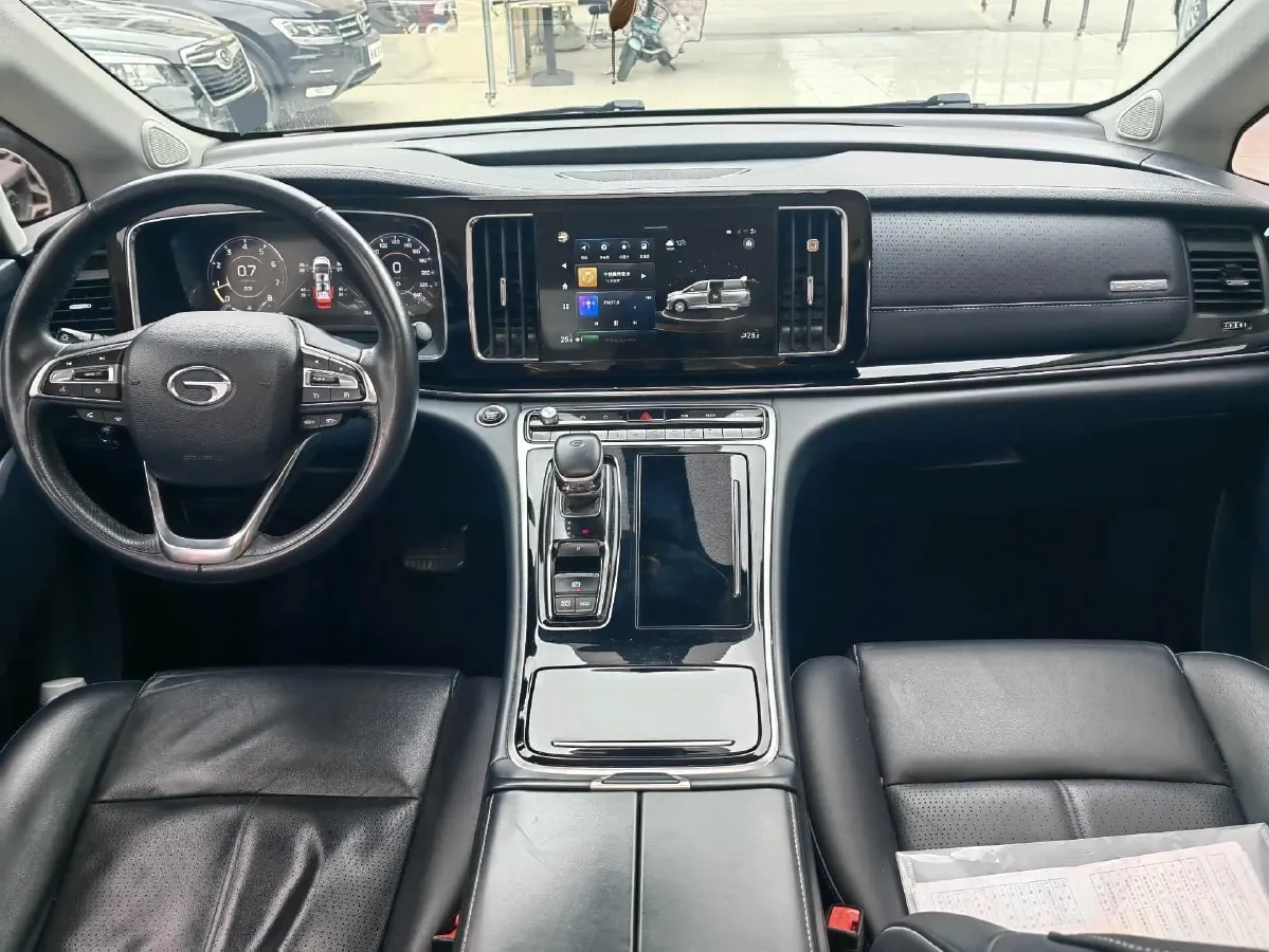 2021 GAC Trumpchi M8 2.0T 252HP L4 8AT,autocango,china used car exporter,china ev exporter,chinese used car exporter,chinese used ev exporter