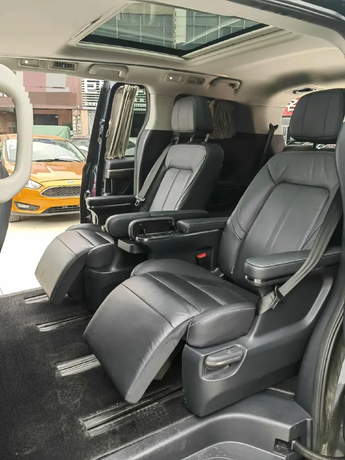 2021 GAC Trumpchi M8 2.0T 252HP L4 8AT,autocango,china used car exporter,china ev exporter,chinese used car exporter,chinese used ev exporter