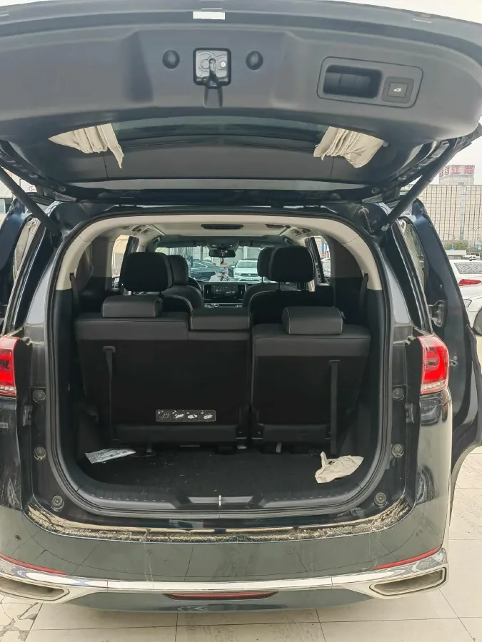 2021 GAC Trumpchi M8 2.0T 252HP L4 8AT,autocango,china used car exporter,china ev exporter,chinese used car exporter,chinese used ev exporter