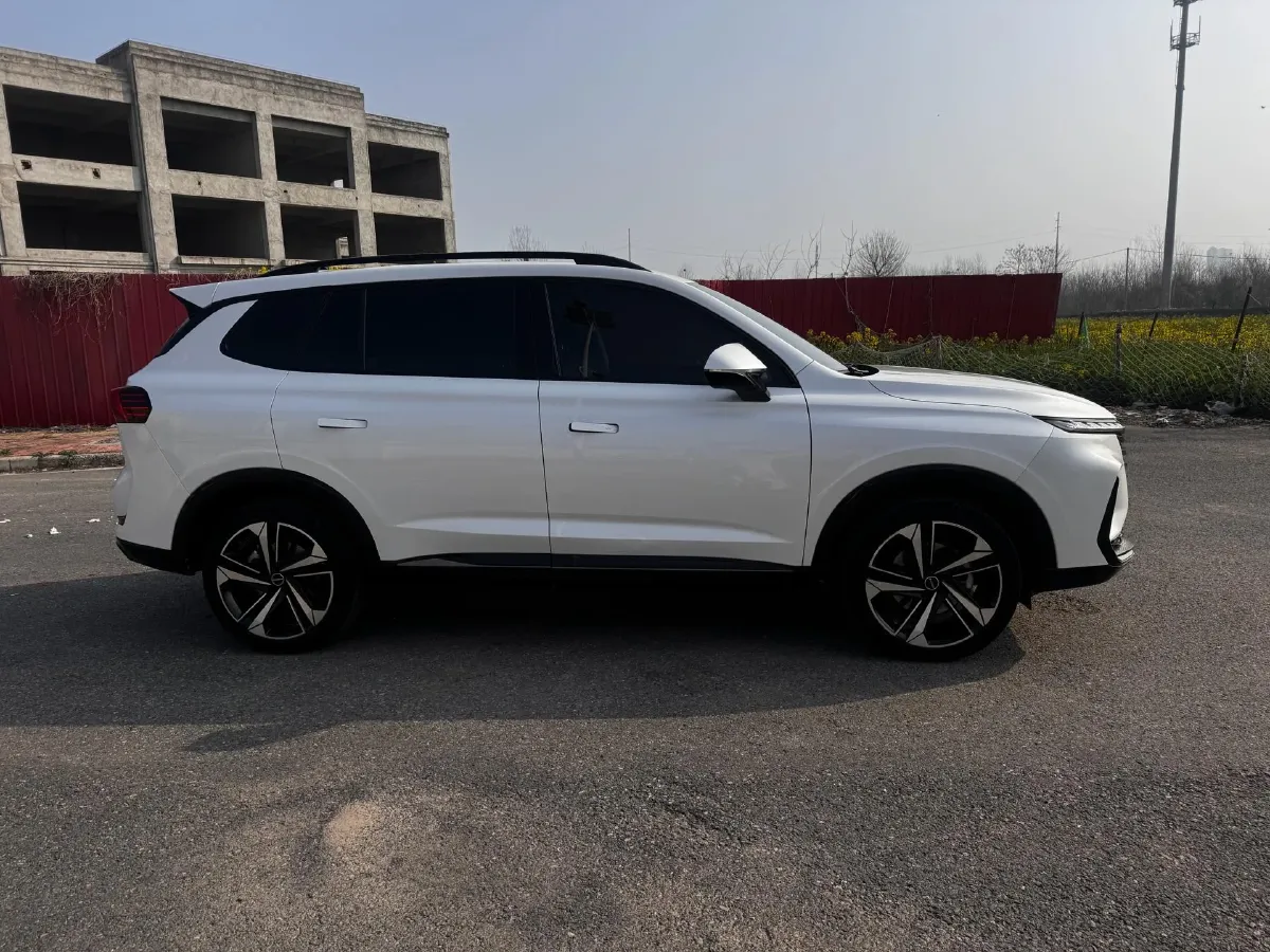 2022 Roewe RX5 MAX 1.5T 181HP L4 6AT,autocango,china used car exporter,china ev exporter,chinese used car exporter,chinese used ev exporter