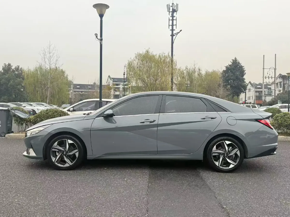 2022 Hyundai Elantra 1.5L 115HP L4 CVT,autocango,china used car exporter,china ev exporter,chinese used car exporter,chinese used ev exporter