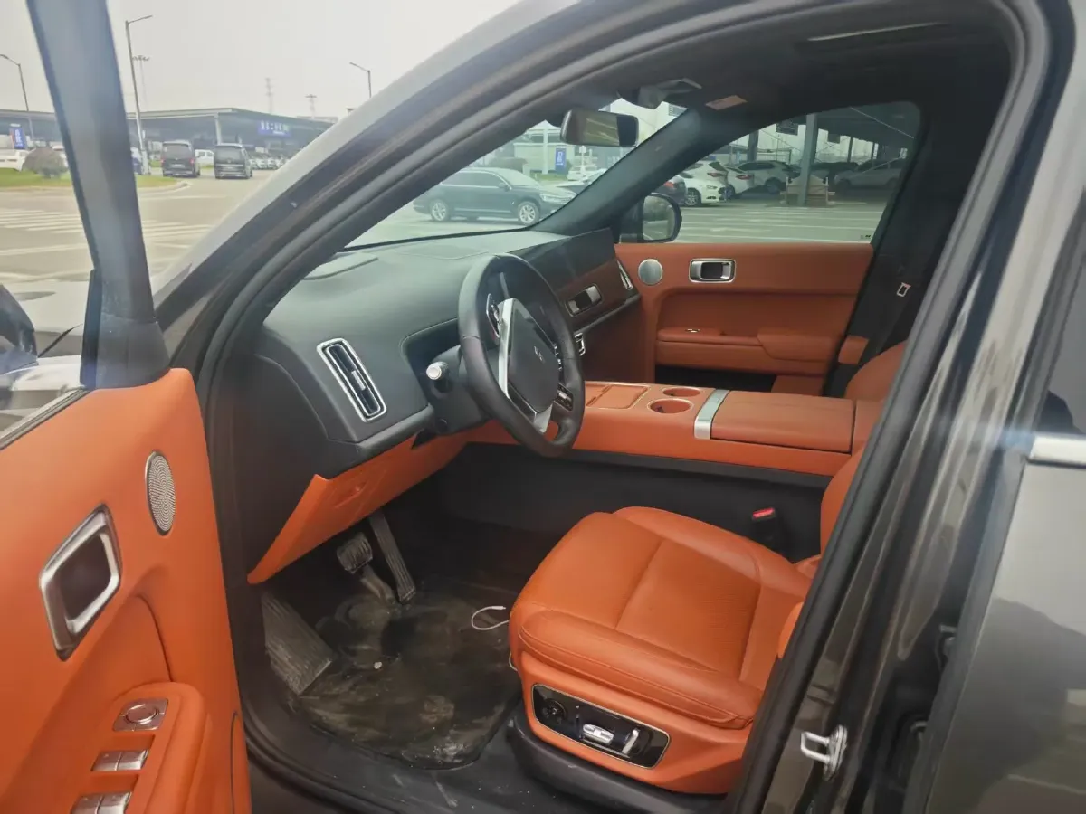 2024 Li L7 Range Extended 154HP REEV 42.8KWH,autocango,china used car exporter,china ev exporter,chinese used car exporter,chinese used ev exporter