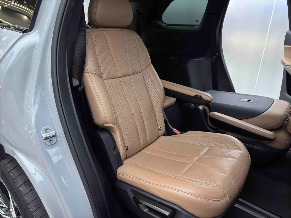 2020 NIO ES8 BEV 100KWH,autocango,china used car exporter,china ev exporter,chinese used car exporter,chinese used ev exporter