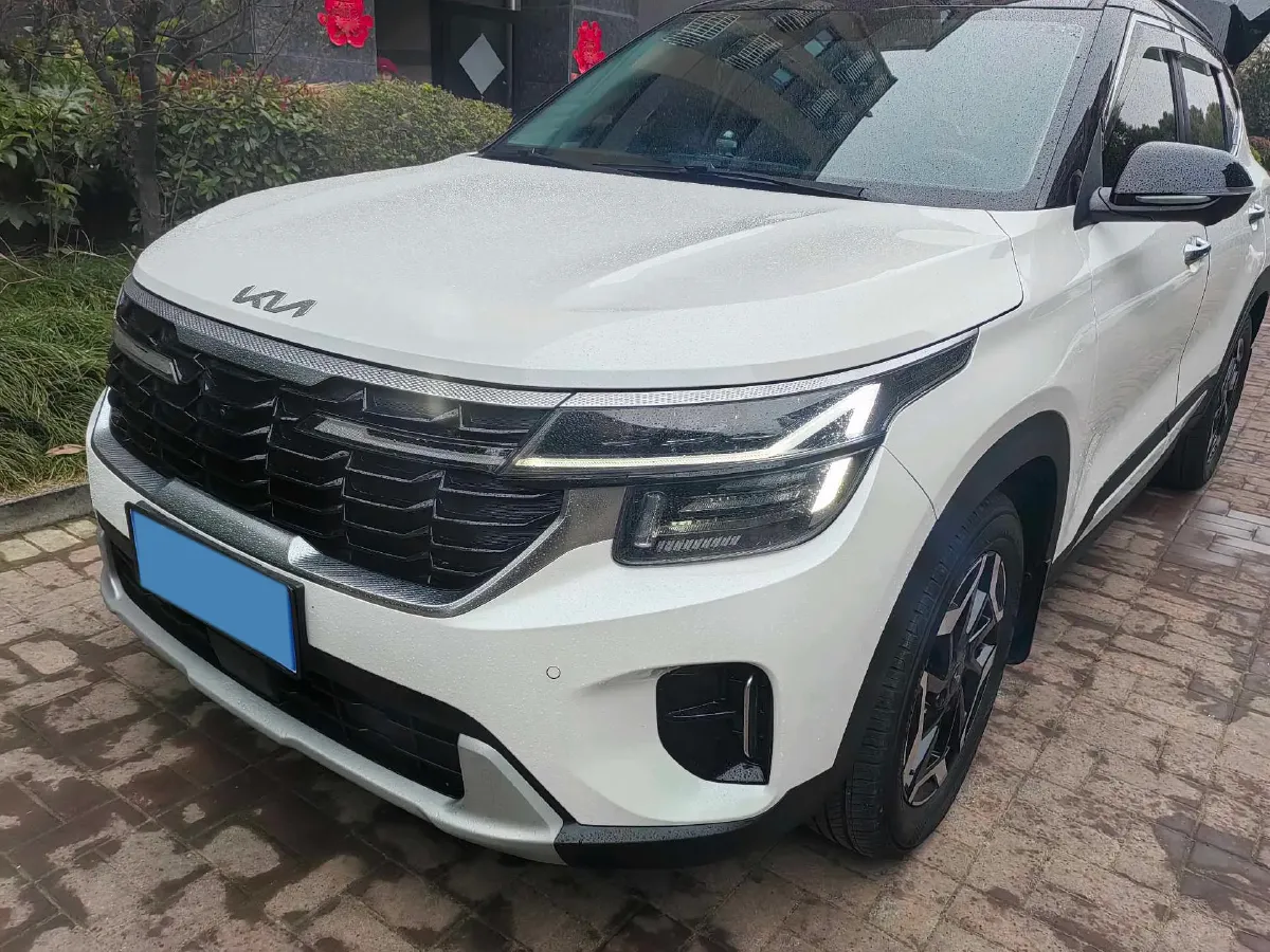 2023 Kia Seltos 1.5L 115HP L4 CVT,autocango,china used car exporter,china ev exporter,chinese used car exporter,chinese used ev exporter