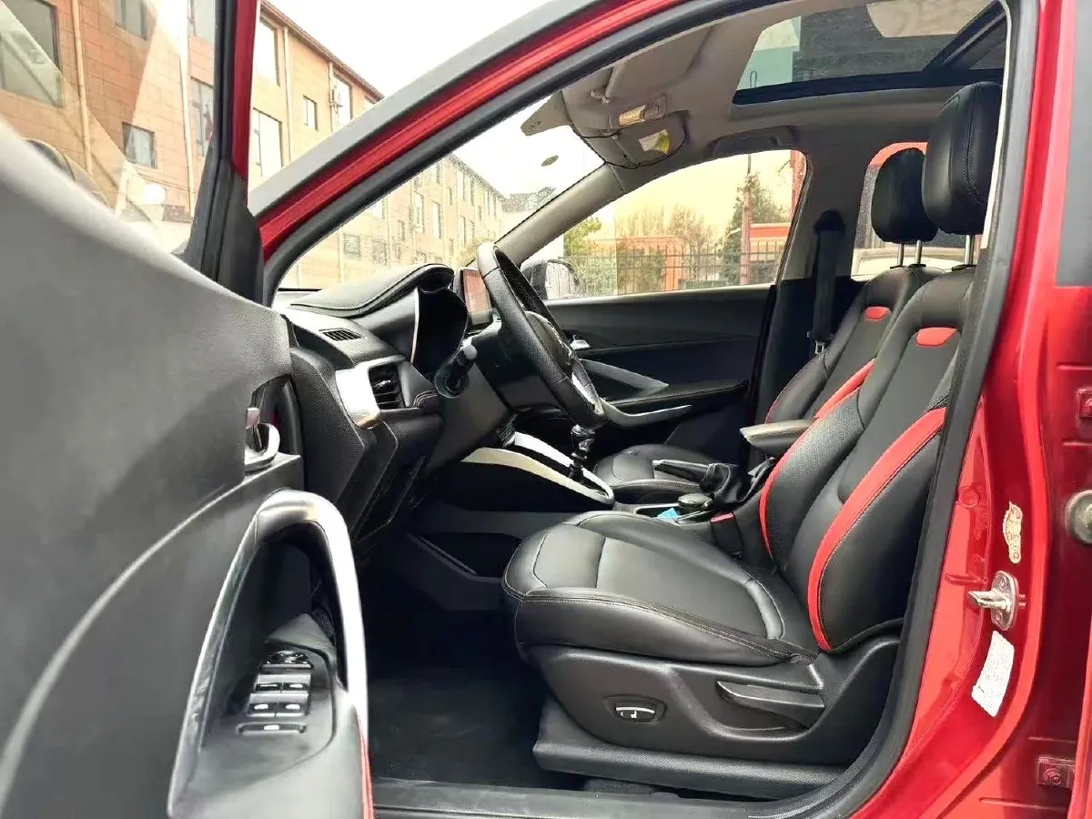 2019 Bestune X40 1.6L 114HP L4 5MT,autocango,china used car exporter,china ev exporter,chinese used car exporter,chinese used ev exporter