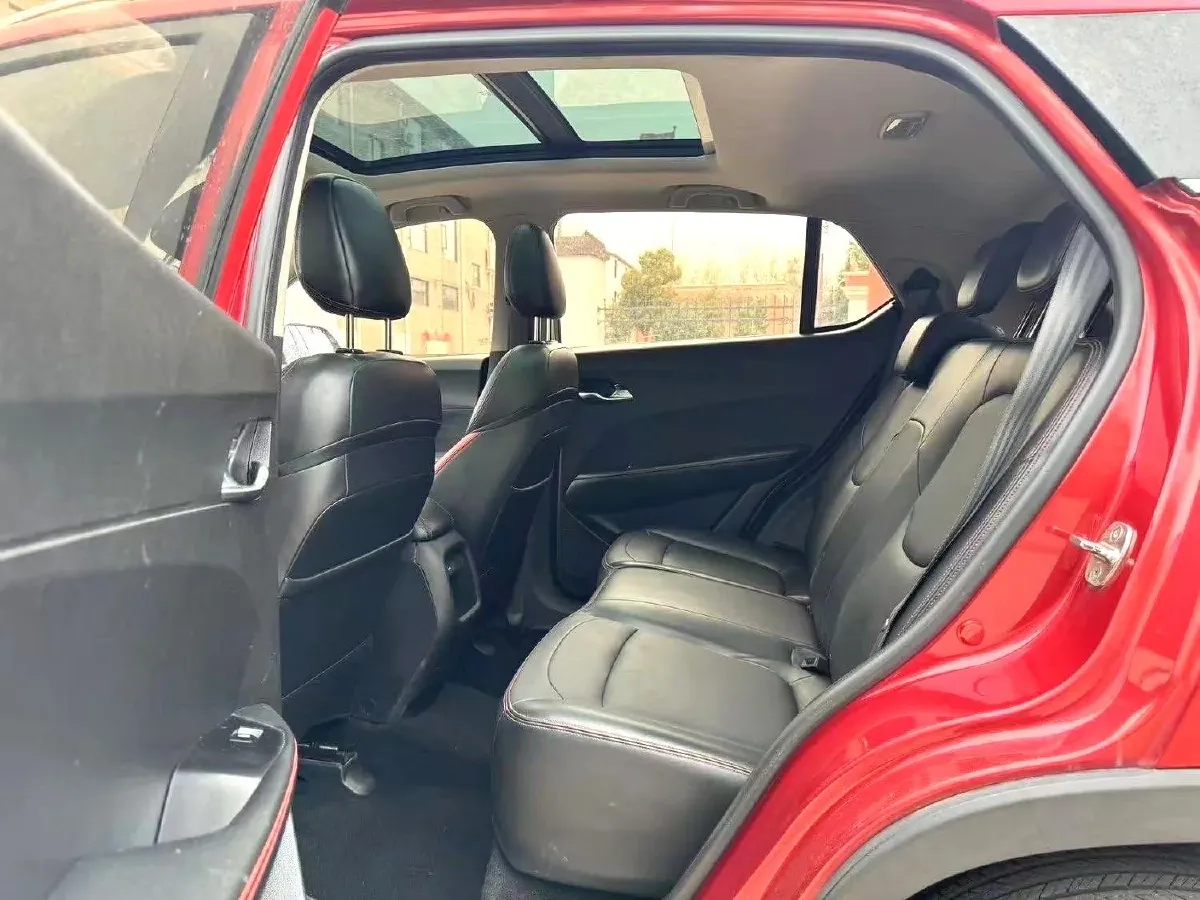 2019 Bestune X40 1.6L 114HP L4 5MT,autocango,china used car exporter,china ev exporter,chinese used car exporter,chinese used ev exporter