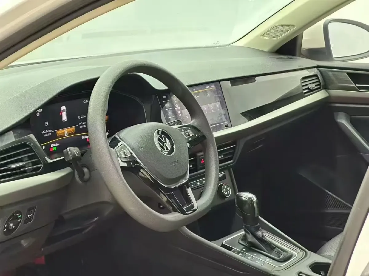 2021 Volkswagen Lavida 1.5L 113HP L4 6AT,autocango,china used car exporter,china ev exporter,chinese used car exporter,chinese used ev exporter