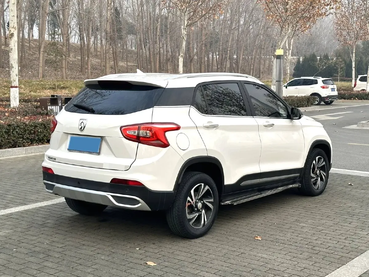 2017 BaoJun 510 1.5L 112HP L4 6MT,autocango,china used car exporter,china ev exporter,chinese used car exporter,chinese used ev exporter