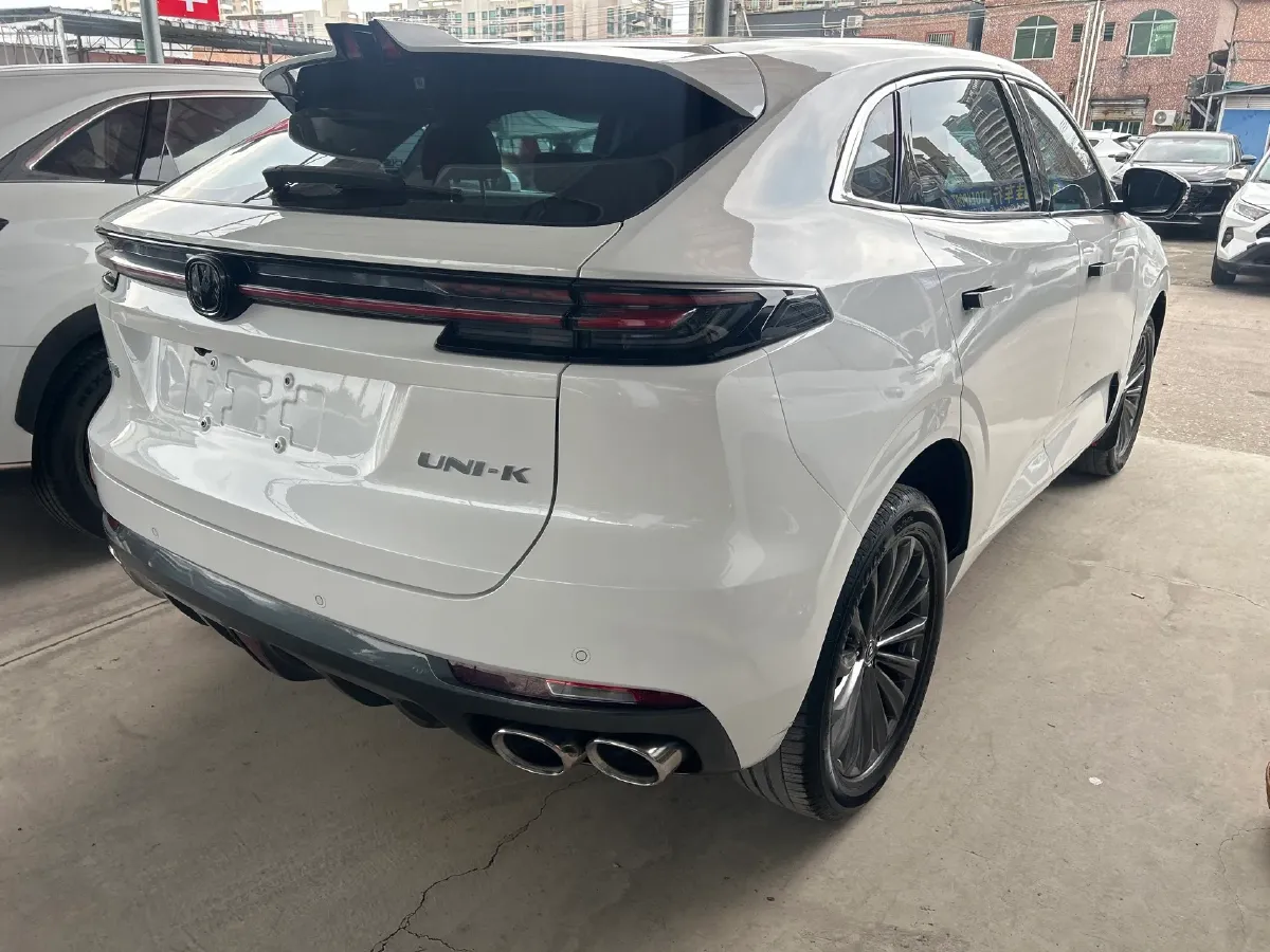 2021 ChangAn UNI-K 2.0T 233HP L4 8AT,autocango,china used car exporter,china ev exporter,chinese used car exporter,chinese used ev exporter